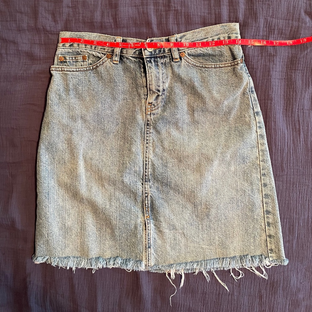 Gap Denim Frayed Hem Mini Skirt - Picture 4 of 6